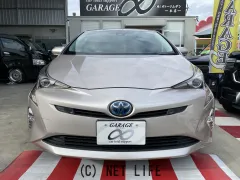 トヨタ プリウス