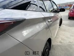 トヨタ プリウス