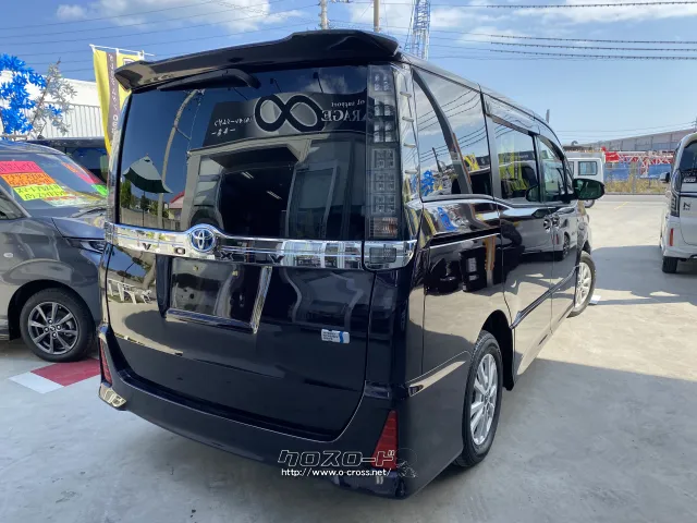 トヨタ ヴォクシー