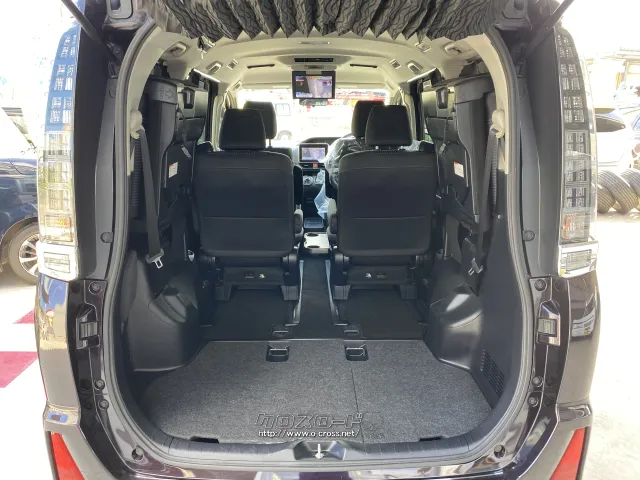 トヨタ ヴォクシー