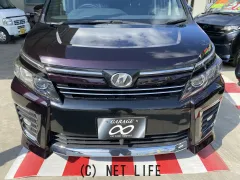 トヨタ ヴォクシー