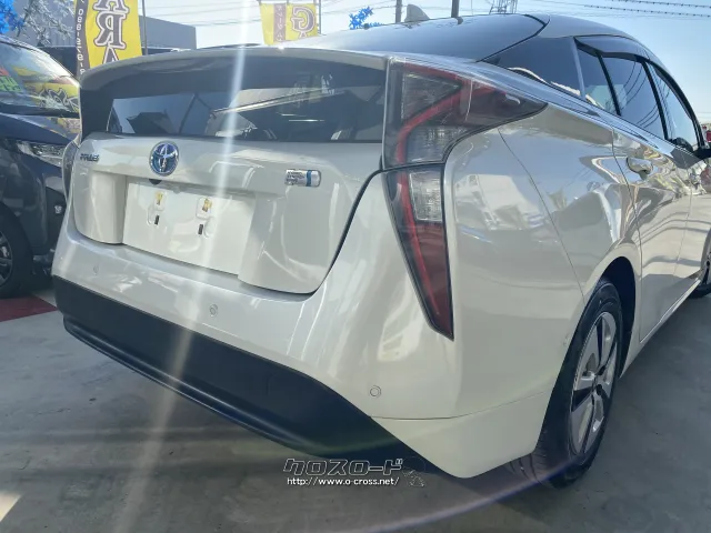 トヨタ プリウス