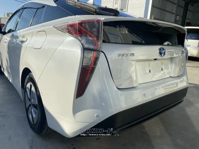 トヨタ プリウス