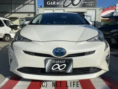 トヨタ プリウス
