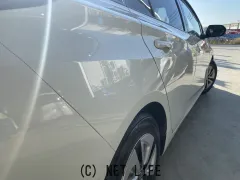 トヨタ プリウス