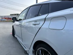 トヨタ プリウス