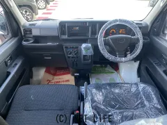 ダイハツ ハイゼットカーゴ