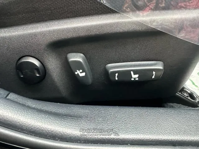 トヨタ カムリハイブリッド