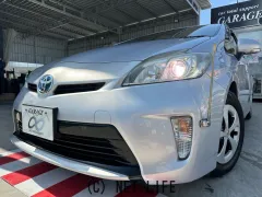 トヨタ プリウス