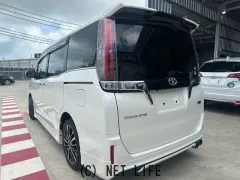 トヨタ エスクァイア