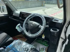 ダイハツ ハイゼットカーゴ