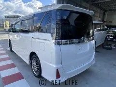 トヨタ ヴォクシー