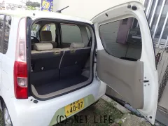 ダイハツ ムーヴ