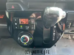 トヨタ ピクシスメガ