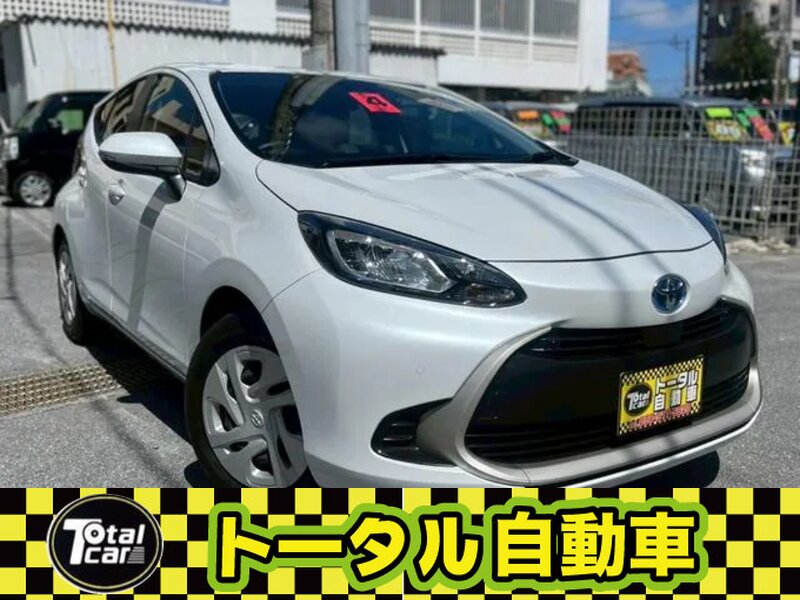 現行モデルのアクア入荷しました! パールホワイト☆24か月保証付き☆支払総額189万円☆ トヨタ アクア