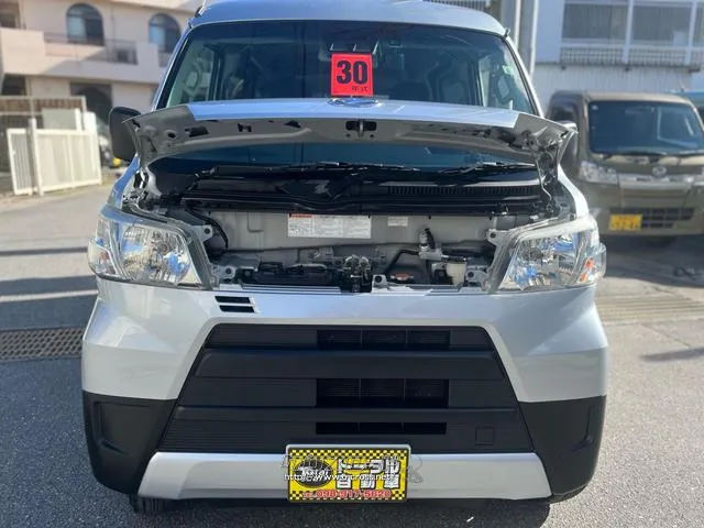 ダイハツ ハイゼットカーゴ