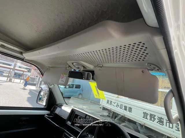 フロントルーフシェルフ完備^^ティッシュなどの収納スペースに重宝します! ダイハツ ハイゼットカーゴ