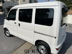 ダイハツ ハイゼットカーゴ