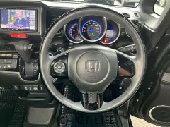 ホンダ N-BOXスラッシュ