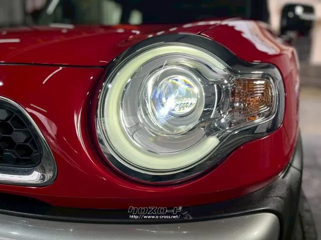 納車整備に自信あり!2級整備士によりお車の隅々まで点検をしております。エンジンオイル、バッテリーは全車両交換いたします☆(プラグ・各種ベルト・ブレーキ消耗品など点検、計測をしたのち交換しております) スズキ クロスビー