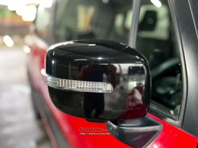 ・電動格納ミラー・・・運転席に座った状態でボタン一つの操作でお好みのミラー位置に調整が可能!!停車時の格納に重宝します^^ スズキ クロスビー
