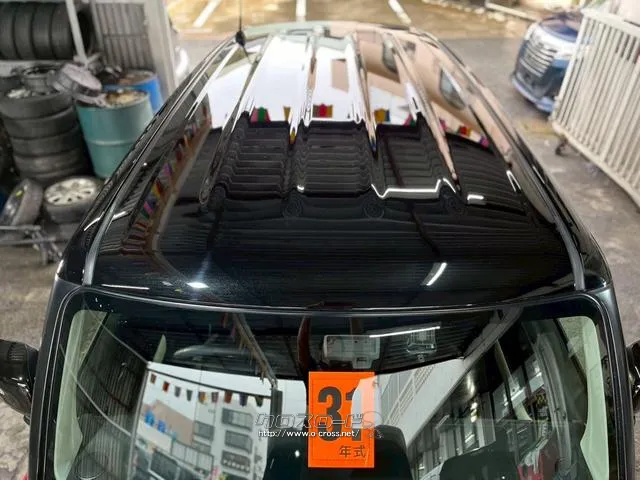 ルーフはブラック色の2トーンになります^^ スズキ クロスビー