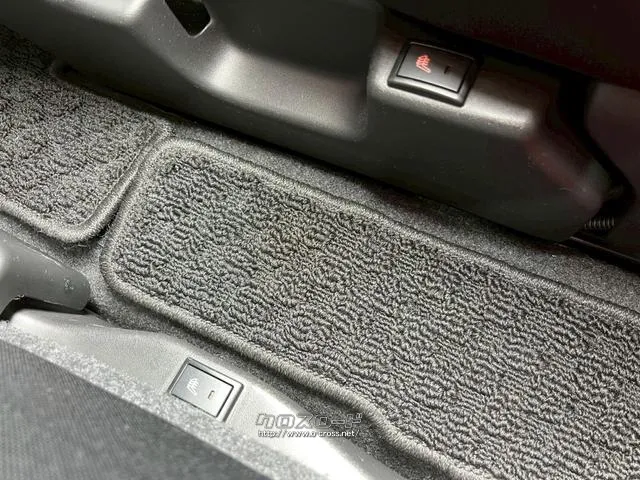 スズキ クロスビー