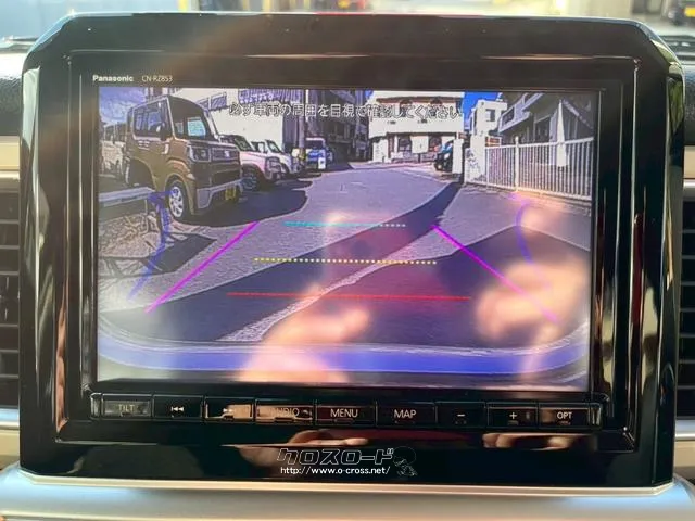 ・バックカメラ・・・バックでの駐車時もこれで安心!とても便利な機能です^^ スズキ クロスビー