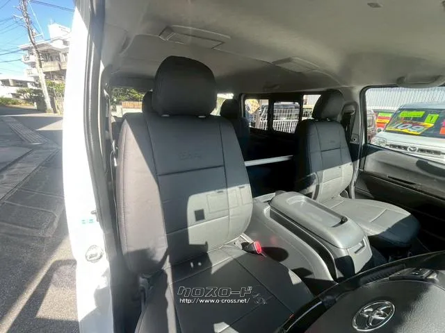 トヨタ ハイエースバン