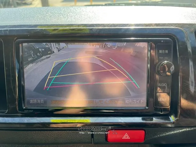 ・バックカメラ・・・バックでの駐車時もこれで安心!とても便利な機能です^^ トヨタ ハイエースバン