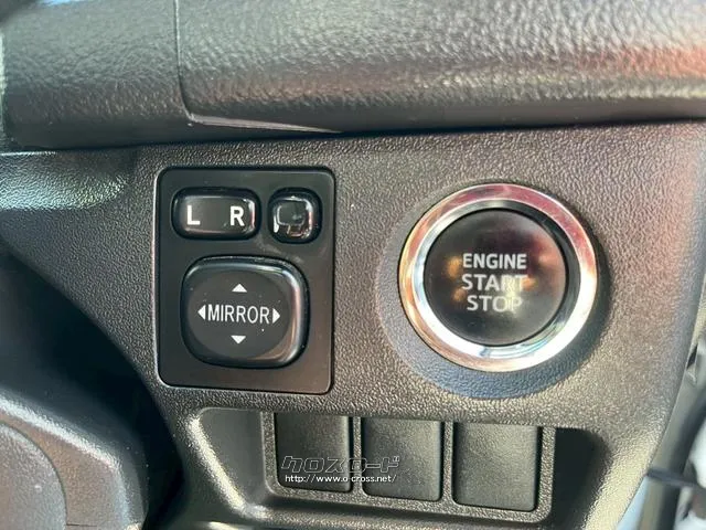 ・電動格納ミラー・・・運転席に座った状態でボタン一つの操作でお好みのミラー位置に調整が可能!!停車時の格納に重宝します^^ トヨタ ハイエースバン