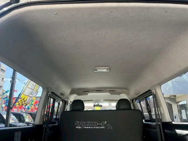 天張りも綺麗です^^ トヨタ ハイエースバン