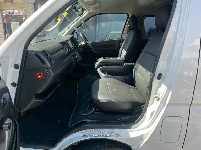 トヨタ ハイエースバン