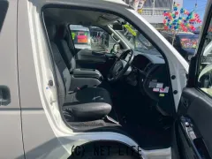 トヨタ ハイエースバン