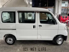 ダイハツ ハイゼットカーゴ