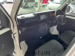 ダイハツ ハイゼットカーゴ