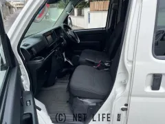 ダイハツ ハイゼットカーゴ