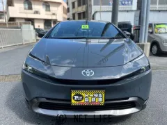 トヨタ プリウス