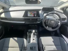 トヨタ プリウス