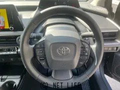 トヨタ プリウス