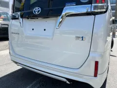 トヨタ エスクァイア