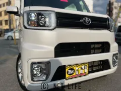 トヨタ ピクシスメガ