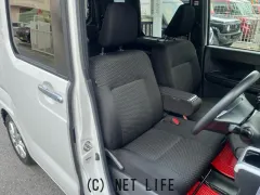 トヨタ ピクシスメガ