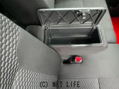 トヨタ ピクシスメガ