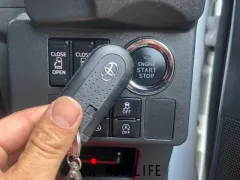 トヨタ ピクシスメガ