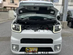 トヨタ ピクシスメガ