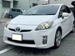 トヨタ プリウス