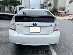 トヨタ プリウス