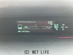 トヨタ プリウス