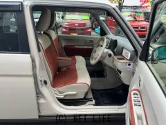 スズキ アルトラパン